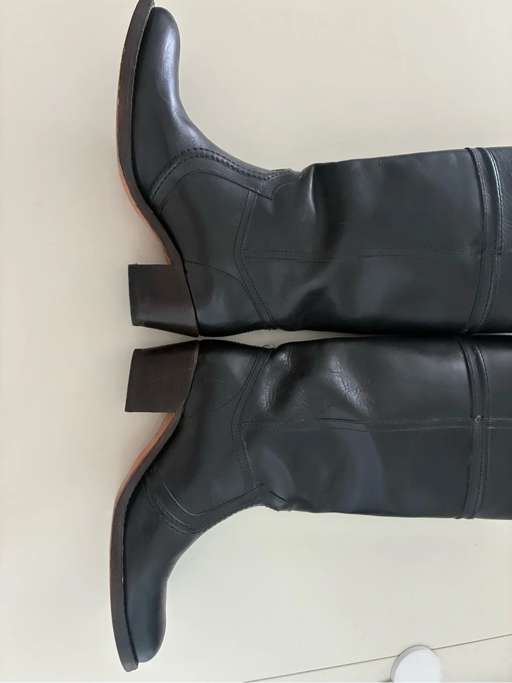 Vintage Women’s FRYE Classic Tall Black Leather Boots - Style: Jane 14L (Size 9)